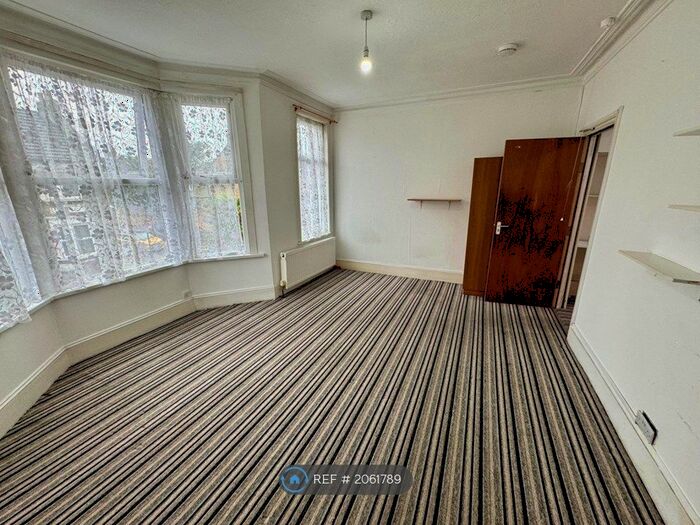 4 Bedroom Terraced House To Rent In Dawlish Road, London, E10