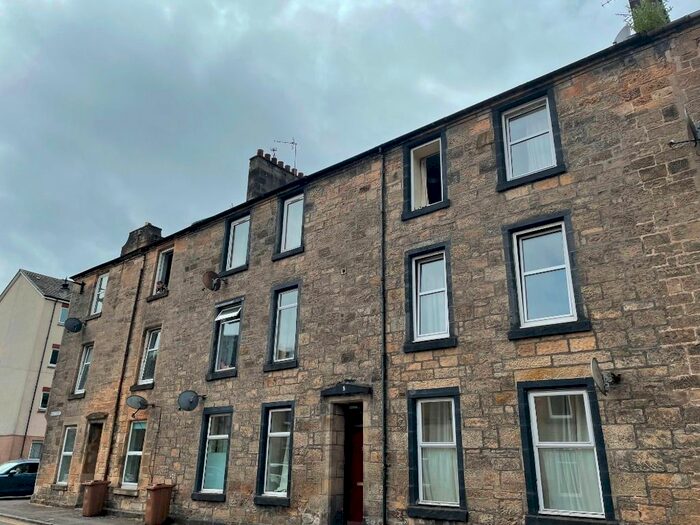 2 Bedroom Flat To Rent In Bruce Street, Stirling Town, Stirling, FK8