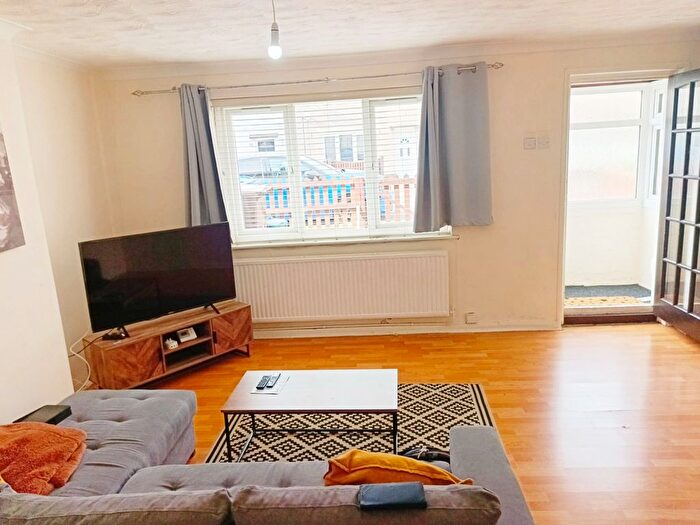 3 Bedroom Terraced House To Rent In Tilbury, RM18