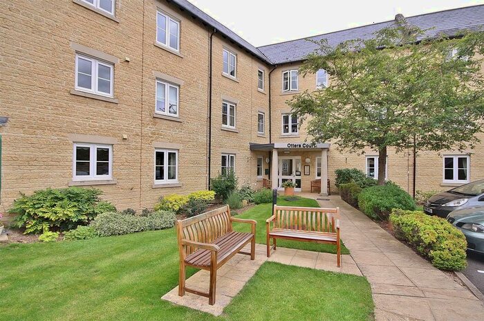 1 Bedroom Flat To Rent In Priory Mill Lane, Witney, OX28