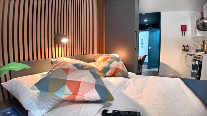 Studio To Rent In Twyning Road, Stirchley, Birmingham, West Midlands, B30