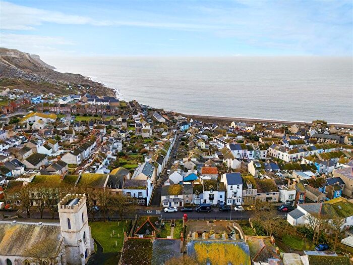 1 Bedroom Flat For Sale In Fortuneswell, Portland, DT5