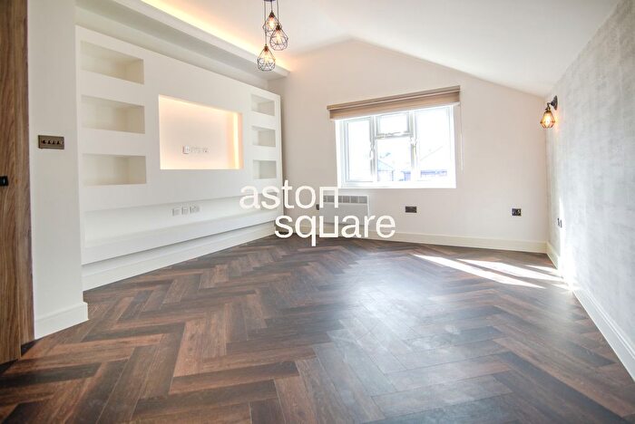 2 Bedroom Flat To Rent In Church Lane, London, NW9