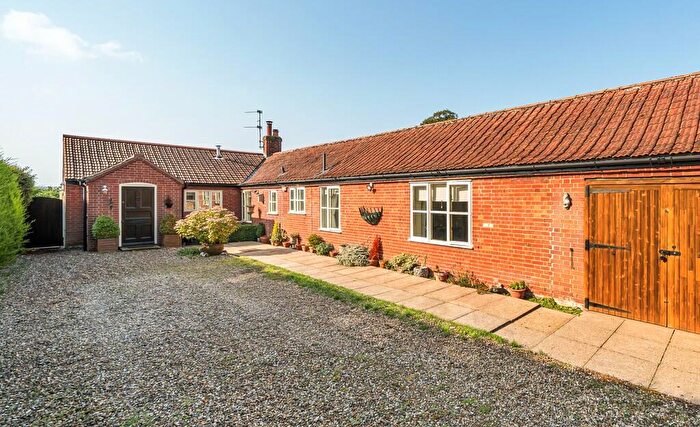 3 Bedroom Barn Conversion For Sale In Bale Road, Sharrington, Norfolk, NR24