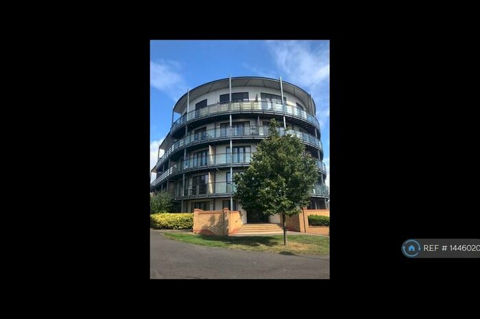 2 Bedroom Flat To Rent In Fieldfare Lane, Greenhithe, DA9