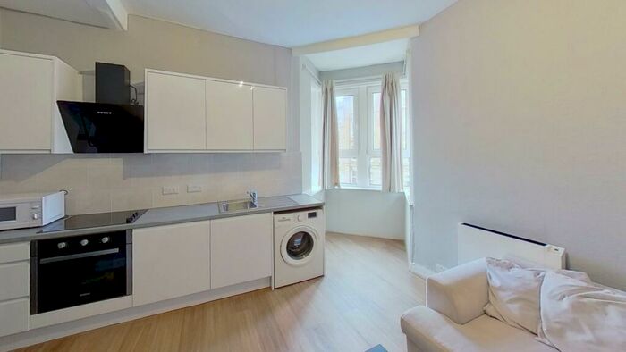 1 Bedroom Flat To Rent In Bothwell Street, Edinburgh, EH7