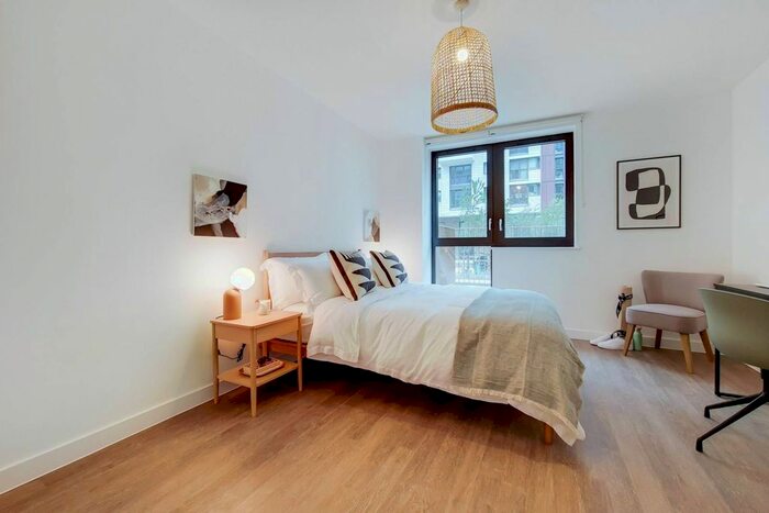 3 Bedroom Flat To Rent In Equipment Works, Walthamstow, London, E17