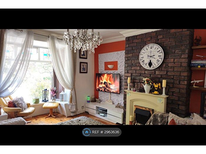 3 Bedroom Terraced House To Rent In Lister St, Huddersfield, HD5