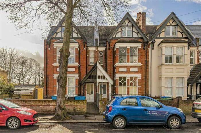 2 Bedroom Flat To Rent In Waldegrave Road, Teddington, TW11