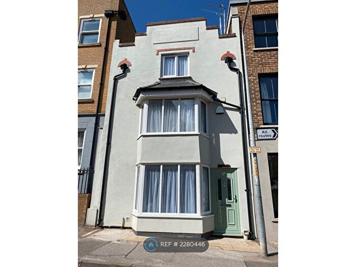 4 Bedroom Terraced House To Rent In George Street, Ramsgate, CT11