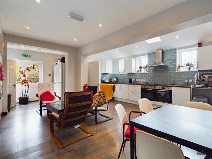 7 Bedroom Terraced House To Rent In Clifton Hill, Exeter, EX1