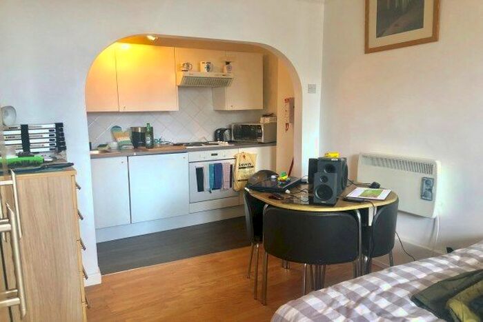 Property To Rent In College Avenue, Plymouth, PL4