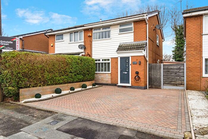 3 Bedroom Semi Detached House For Sale In Hereford Crescent, Bolton, Lancashire, BL3