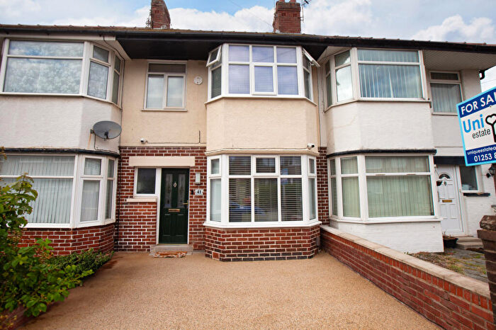 3 Bedroom Terraced House For Sale In Baines Avenue, Blackpool, FY3