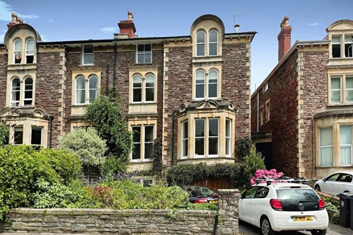 2 Bedroom Flat To Rent In St John's Road - Clifton, BS8