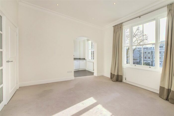 2 Bedroom Flat To Rent In Onslow Gardens, South Kensington, London, SW7
