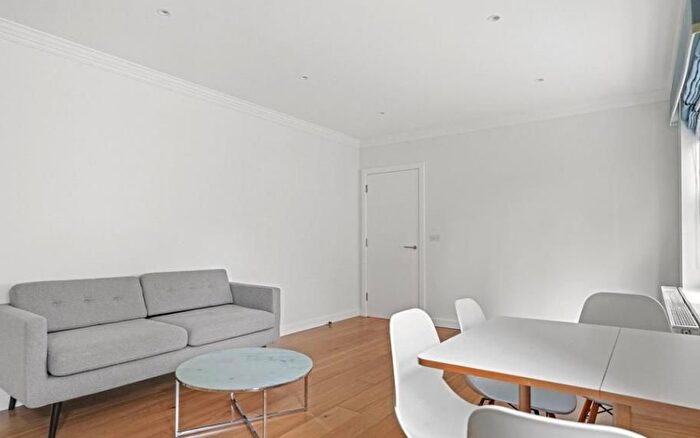 1 Bedroom Flat To Rent In Harewood Avenue, Marylebone, London, NW1