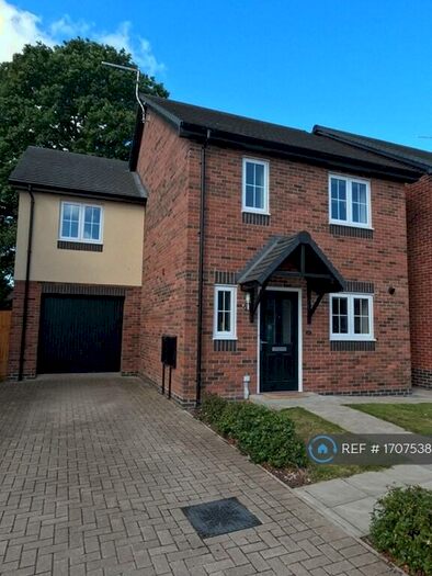 4 Bedroom Detached House To Rent In Campion Way, Uttoxeter, ST14