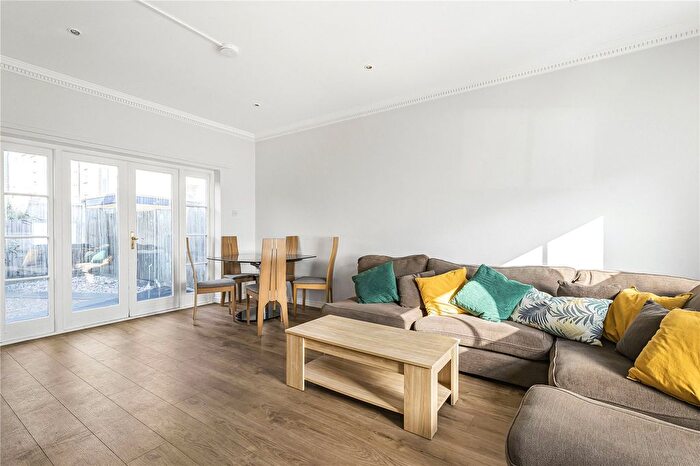 4 Bedroom Terraced House To Rent In Anchor Terrace, Cephas Avenue, London, E1