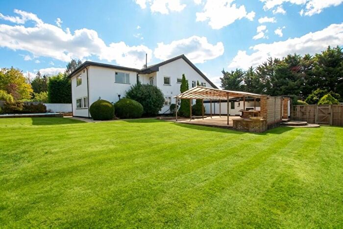 8 Bedroom Detached House To Rent In Oxhey Lane, Pinner, HA5