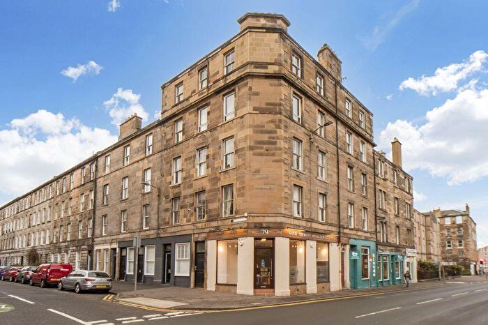 2 Bedroom Flat For Sale In / Montague Street, Edinburgh, EH8