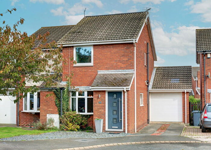 2 Bedroom End Of Terrace House For Sale In Callaly Close, Pegswoo, NE61