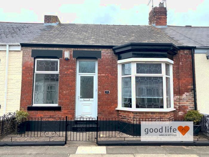 Houses for sale & to rent in SR4 7JG, Sydenham Terrace, Barnes Sunderland