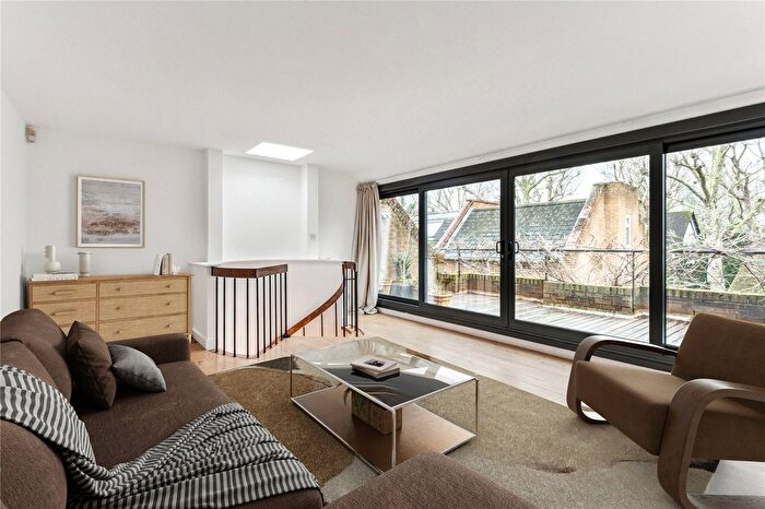 2 Bedroom Terraced House To Rent In Hippodrome Mews, London, W11