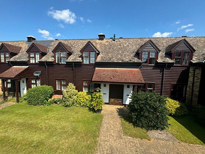 3 Bedroom Property For Sale In Bury Hill, Potton, SG19