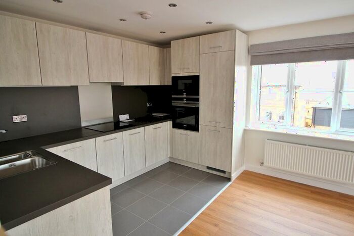 2 Bedroom Flat To Rent In Mere Road, Dunton Green, Sevenoaks, TN14