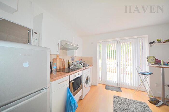 1 Bedroom Flat To Rent In Crane Grove, London, N7