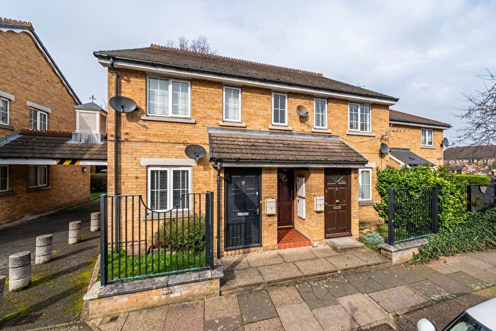 1 Bedroom Flat To Rent In Bodmin Street, London, SW18