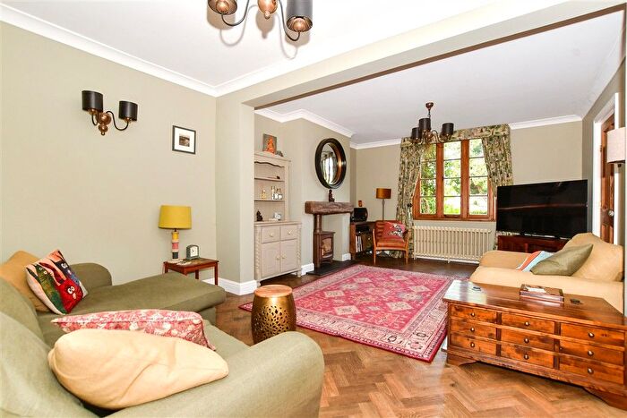 3 Bedroom Semi Detached House For Sale In Old Loose Hill, Loose, Maidstone, Kent, ME15