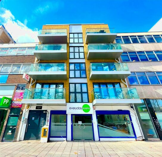 2 Bedroom Flat To Rent In The Grove, Stratford, London, E15