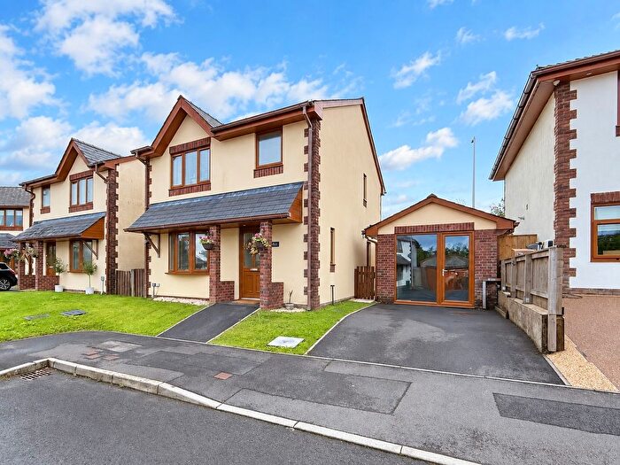 3 Bedroom Detached House For Sale In Min Afon, Rhigos, Aberdare, Rct, CF44