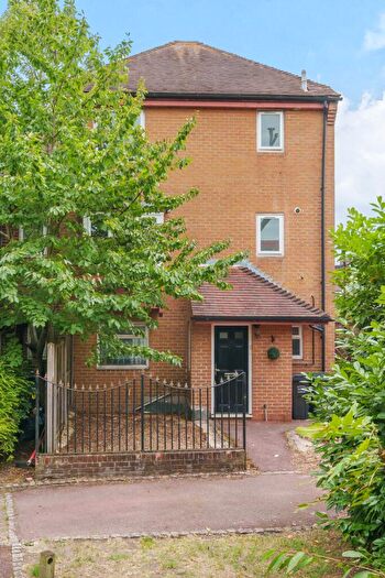 5 Bedroom House To Rent In Beckenham Hill Road, London, SE6