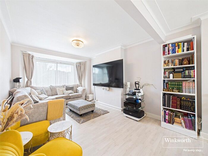 3 Bedroom Semi-detached House For Sale In St. Andrews Drive, Stanmore, Middlesex, HA7