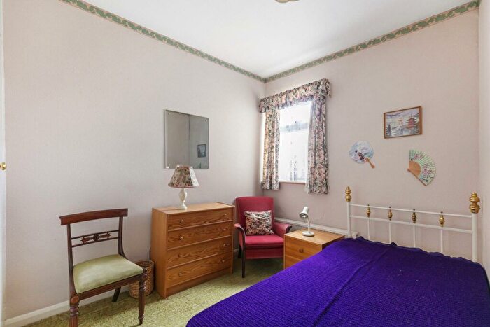 2 Bedroom Terraced House For Sale In Alton Road, Richmond, TW9