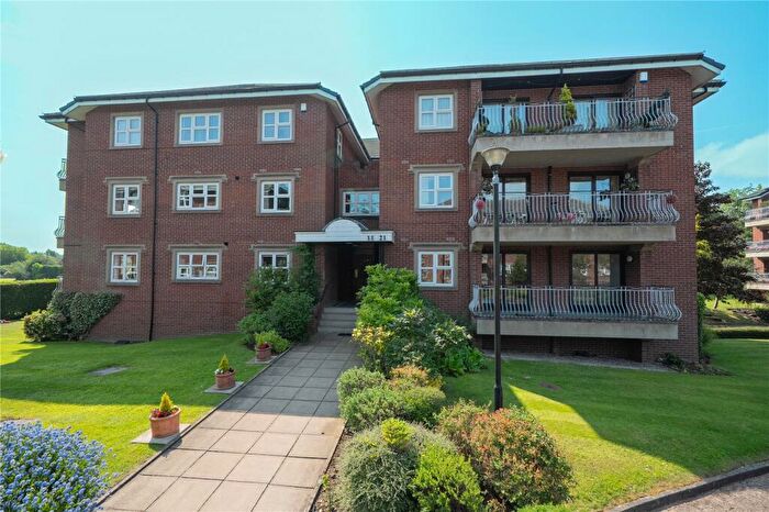 2 Bedroom Apartment For Sale In The Moorings, Harrogate Road, Leeds, West Yorkshire, LS17