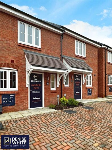 3 Bedroom Town House For Sale In The Potter, The Crescent, Meir, Stoke On Trent, ST3