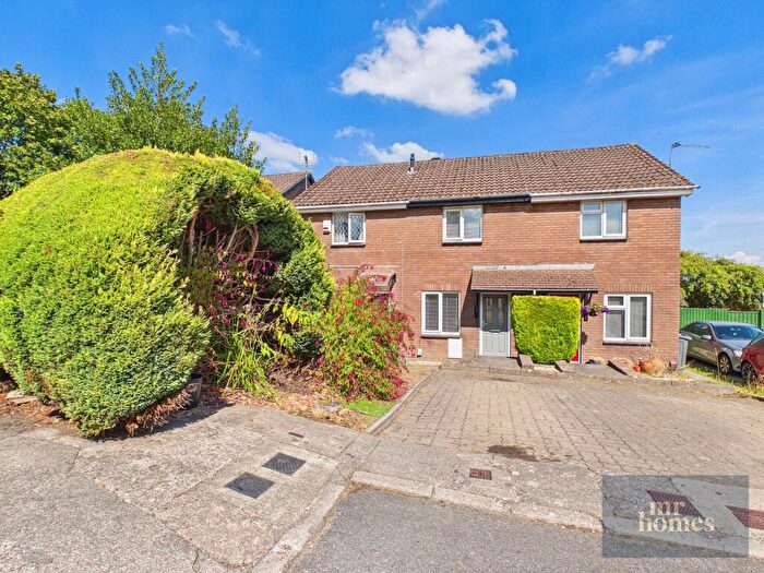 2 Bedroom Terraced House For Sale In Glyn Simon Close, Danescourt, Cardiff, CF5
