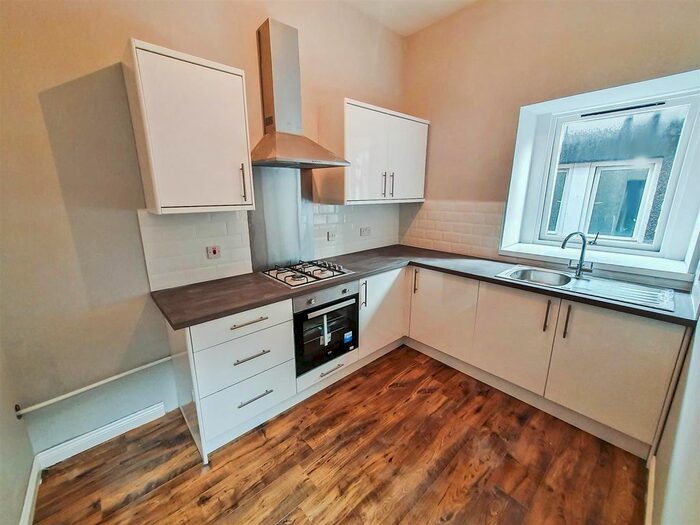 1 Bedroom Flat To Rent In Carmichael Court, Leven, Fife KY8