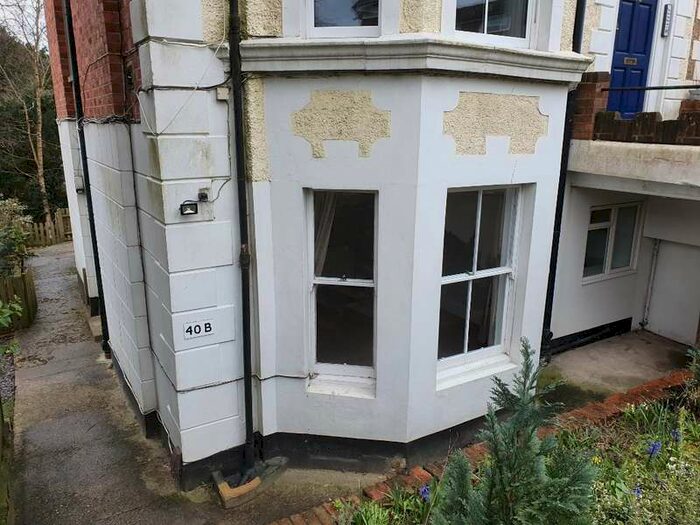 2 Bedroom Flat To Rent In Woodbury Park Road Tunbridge Wells, TN4