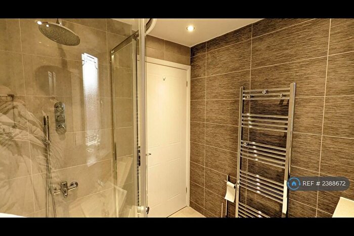 4 Bedroom Semi-Detached House To Rent In Firecrest Close, Birmingham, B23