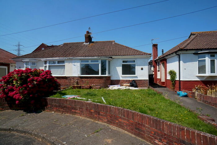 2 Bedroom Semi-Detached Bungalow To Rent In Newtimber Drive, Portslade, BN41