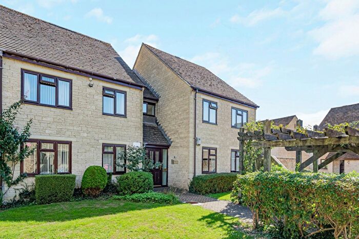 2 Bedroom Flat For Sale In Priory Mews, Trafalgar Road, Cirencester, GL7