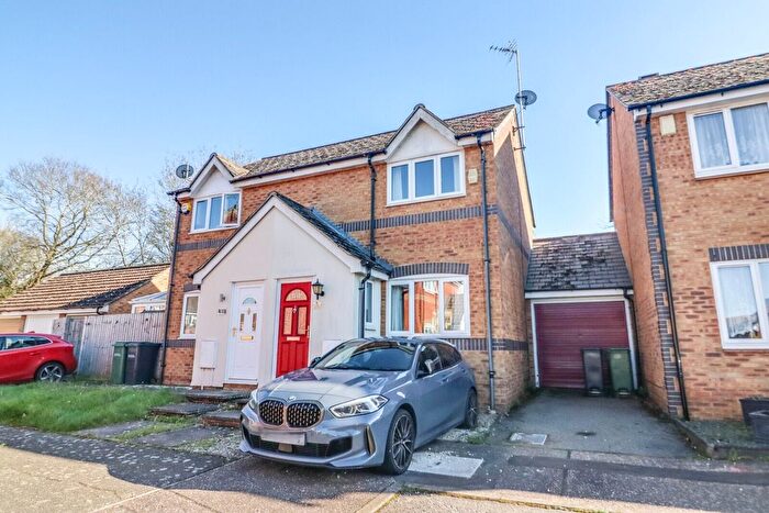 2 Bedroom Semi Detached House For Sale In Clouded Yellow Close, Braintree, CM7