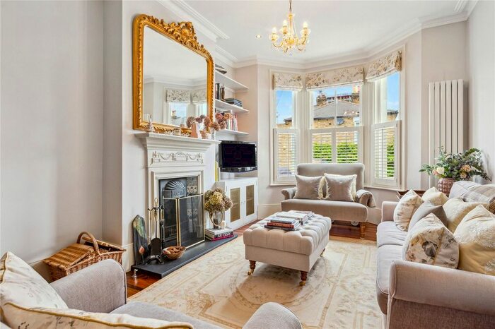 4 Bedroom Terraced House To Rent In Dighton Road, Wandsworth, London, SW18