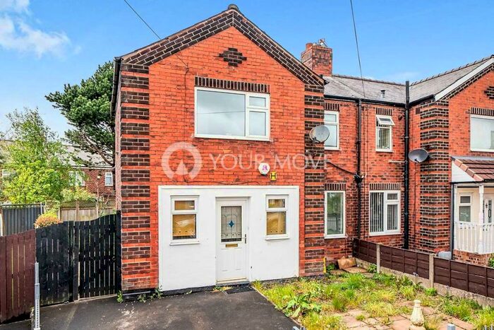 3 Bedroom Semi-Detached House To Rent In Clively Avenue, Clifton, Swinton, Manchester, M27