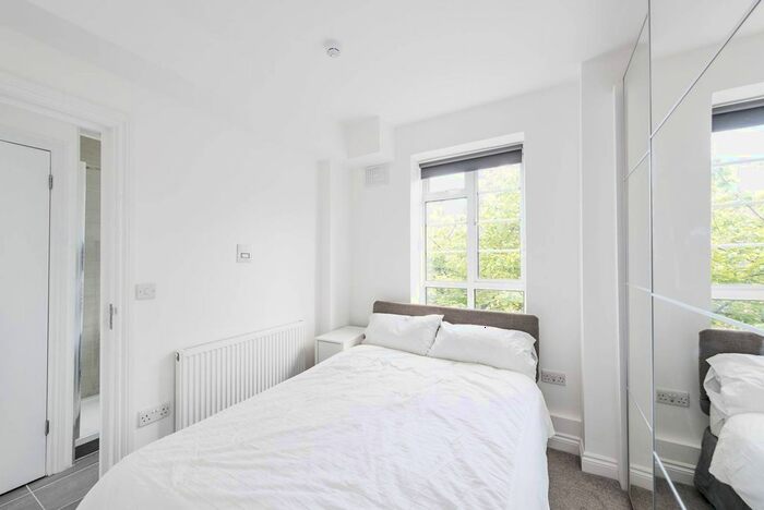 1 Bedroom Flat To Rent In Rutherford Street, Westminster, London, SW1P